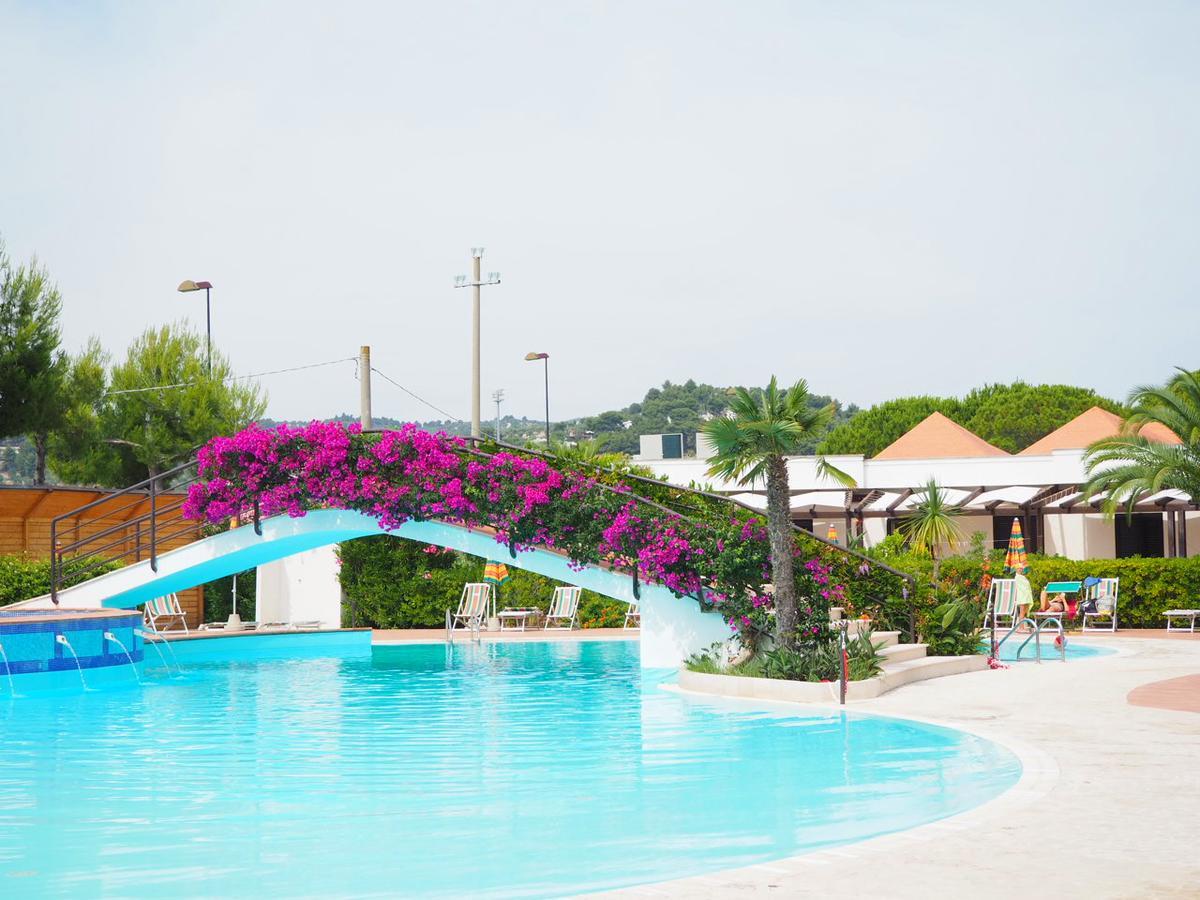 Oasiclub Hotel - Appartamenti В'єсте Екстер'єр фото