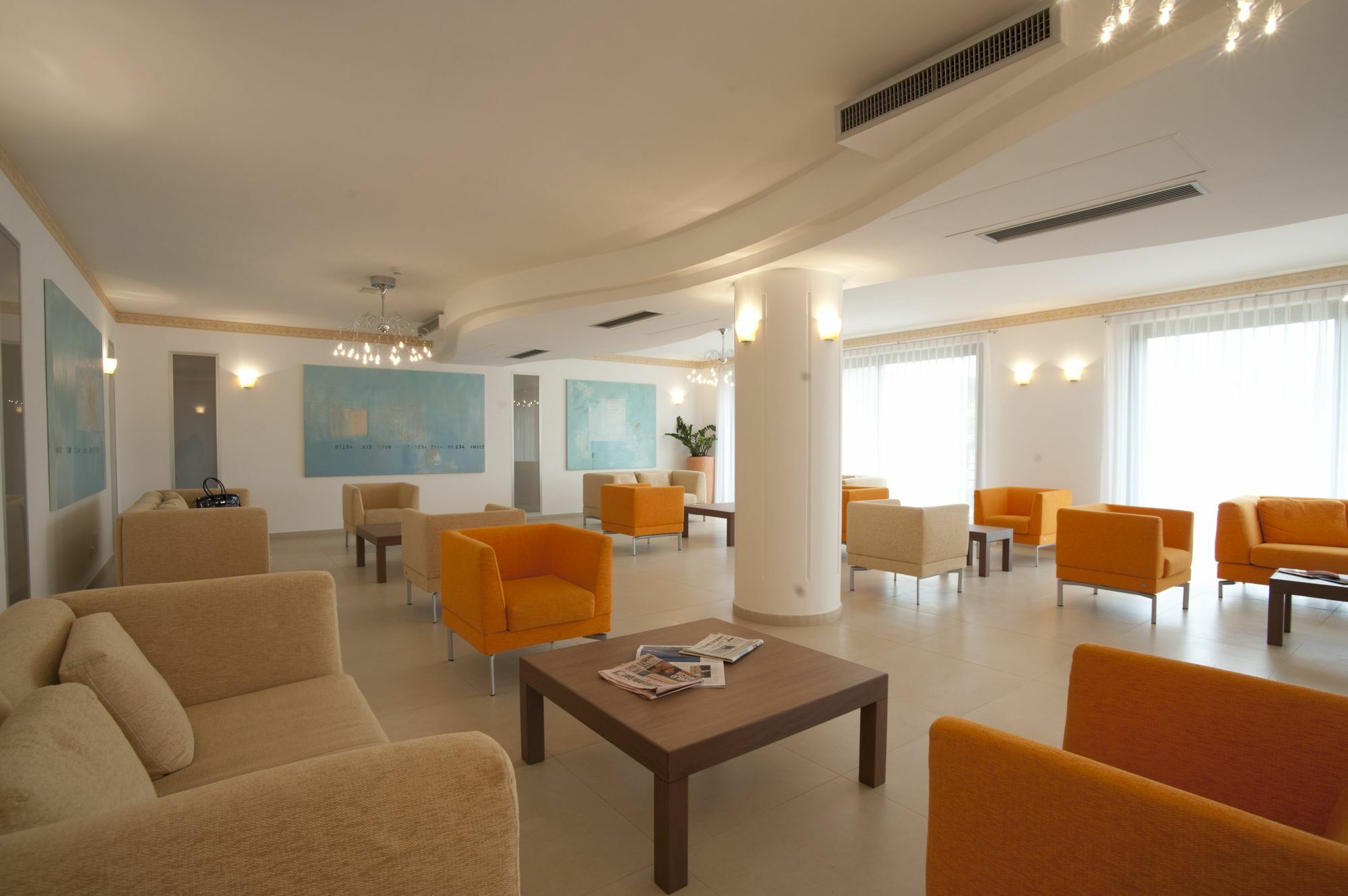 Oasiclub Hotel - Appartamenti В'єсте Екстер'єр фото